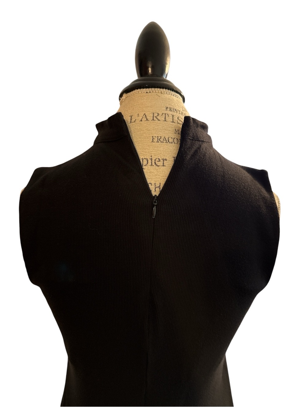 Ruff Hewn Black Sleeveless Choker V-Neck Tank - Picture 4 of 4